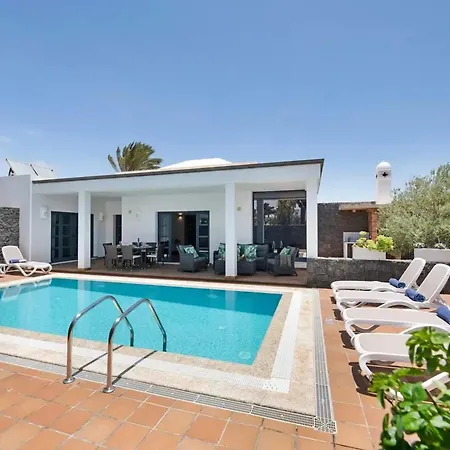 Villa Charming In With Private Pool Playa Blanca (Lanzarote)