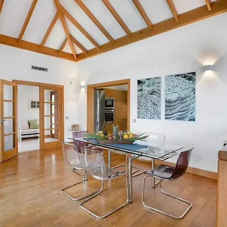 Charming In With Private Pool Villa *