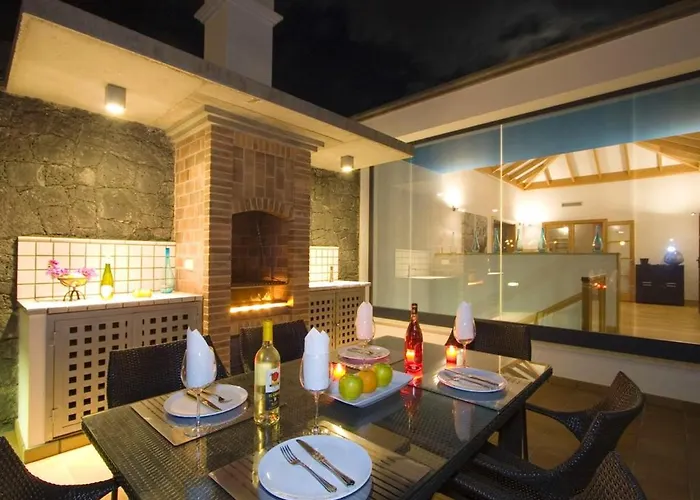 Charming In With Private Pool