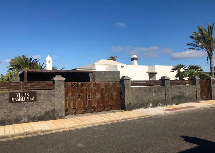 فيلة Charming In With Private Pool