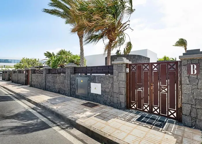 Charming In With Private Pool فيلة بلايا بلانكا