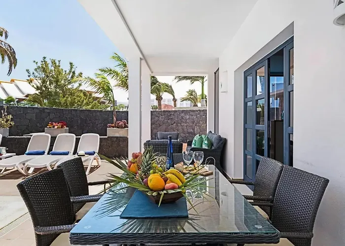 Charming In With Private Pool فيلة