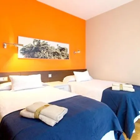 Villa Villa: Beachside Retreat With Pool & Wi-fi Playa Blanca (Lanzarote)