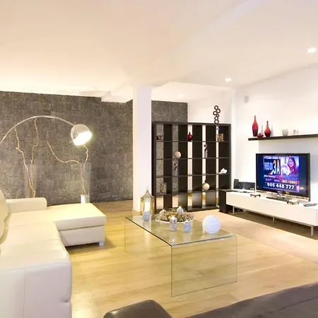 Villa: Beachside Retreat With Pool & Wi-fi Villa