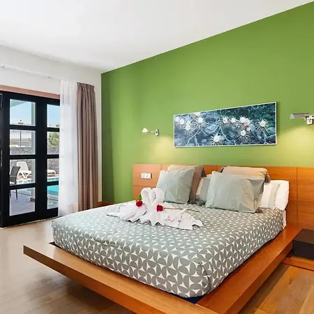 Charming In With Private Pool Villa *
