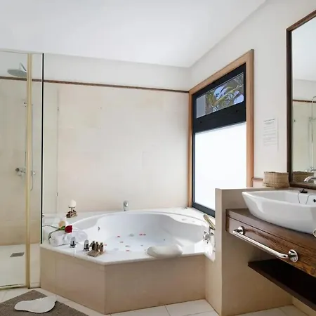 Charming In With Private Pool Villa