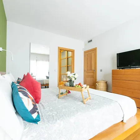 Villa: Beachside Retreat With Pool & Wi-fi *