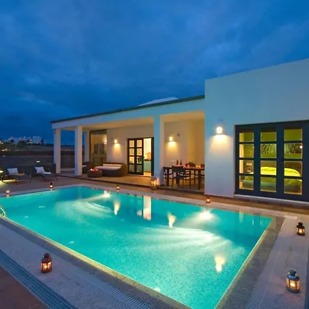 Charming In With Private Pool Вилла Коста Бланка