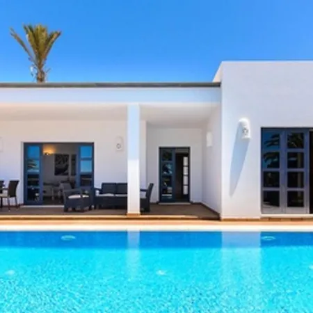 Charming In With Private Pool