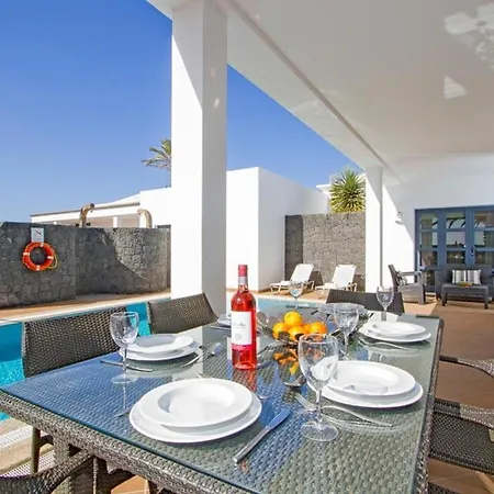 Charming In With Private Pool