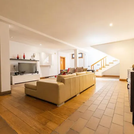 Charming In With Private Pool Вилла