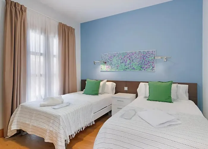 Charming In With Private Pool 빌라 *